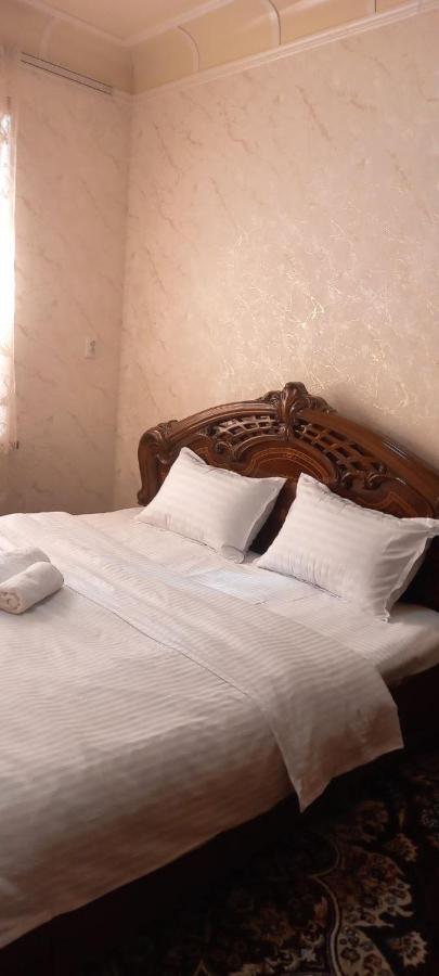 Family Guest House Seven Samarkand Esterno foto