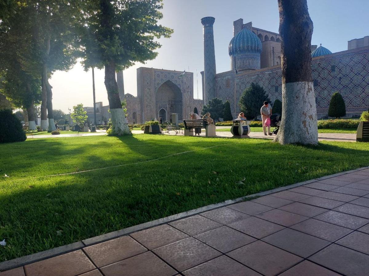 Family Guest House Seven Samarkand Esterno foto