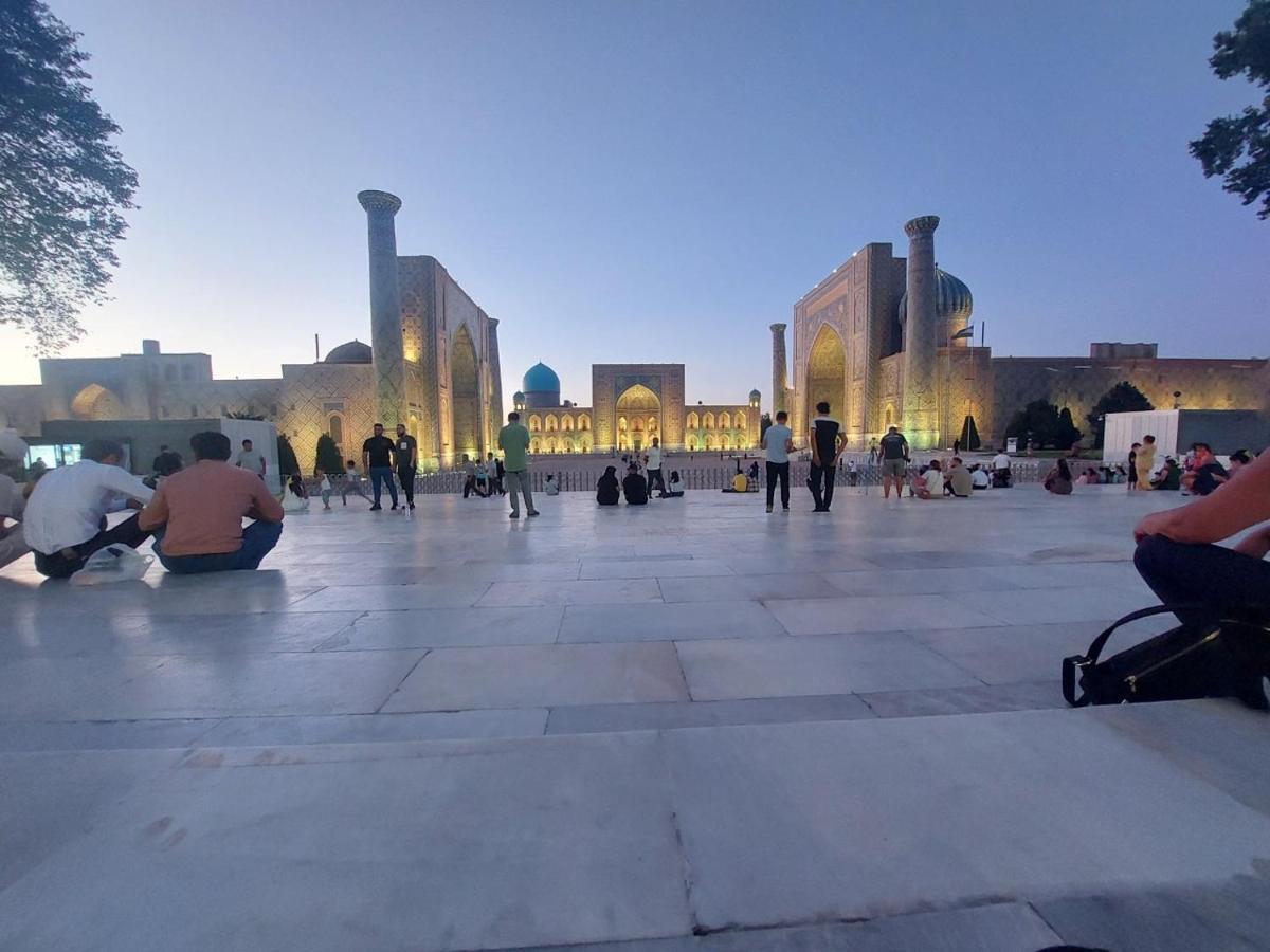 Family Guest House Seven Samarkand Esterno foto